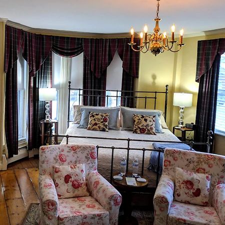Elms Of Camden Bed & Breakfast Exterior photo