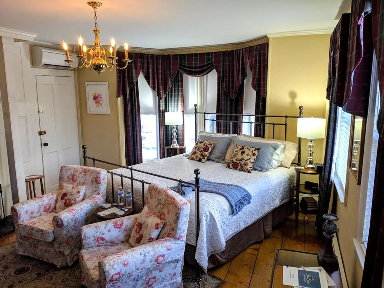 Elms Of Camden Bed & Breakfast Exterior photo