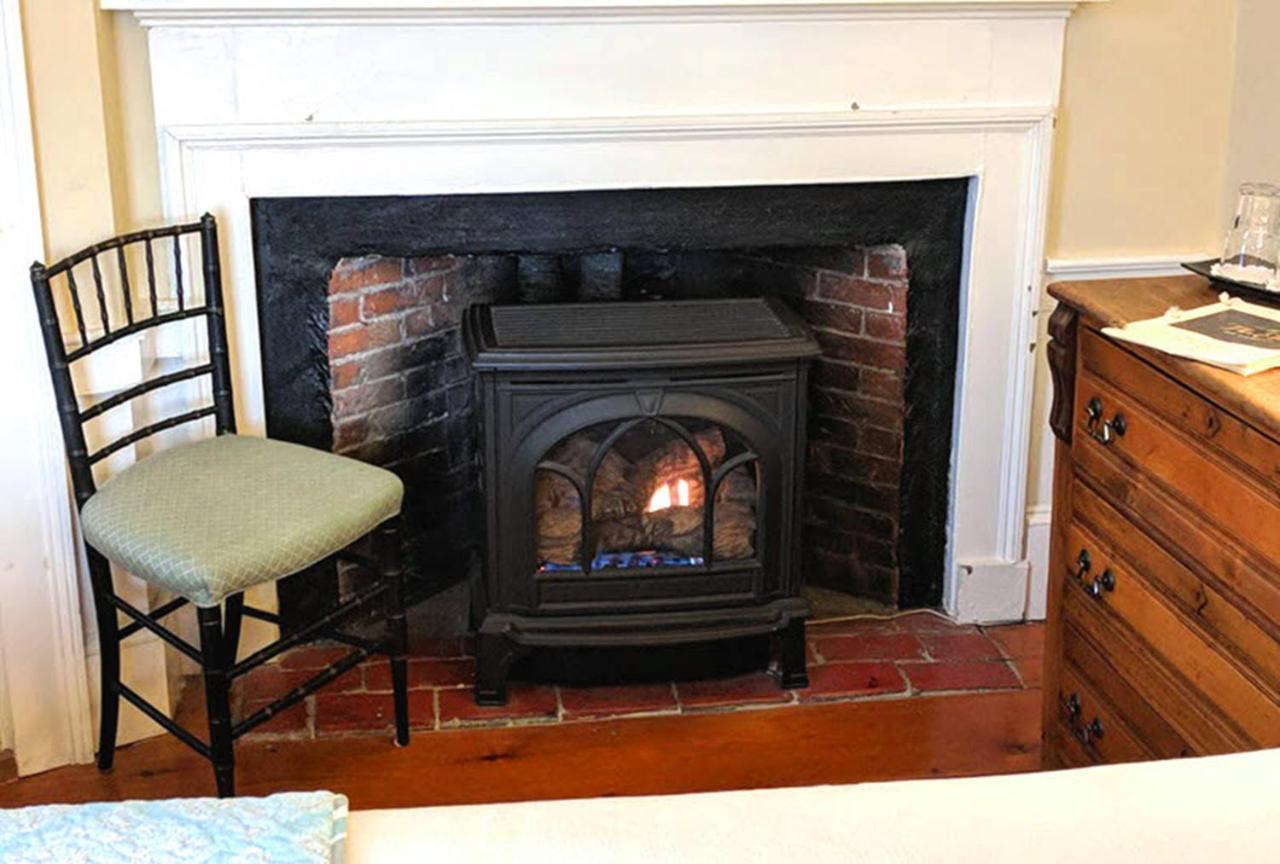Elms Of Camden Bed & Breakfast Exterior photo